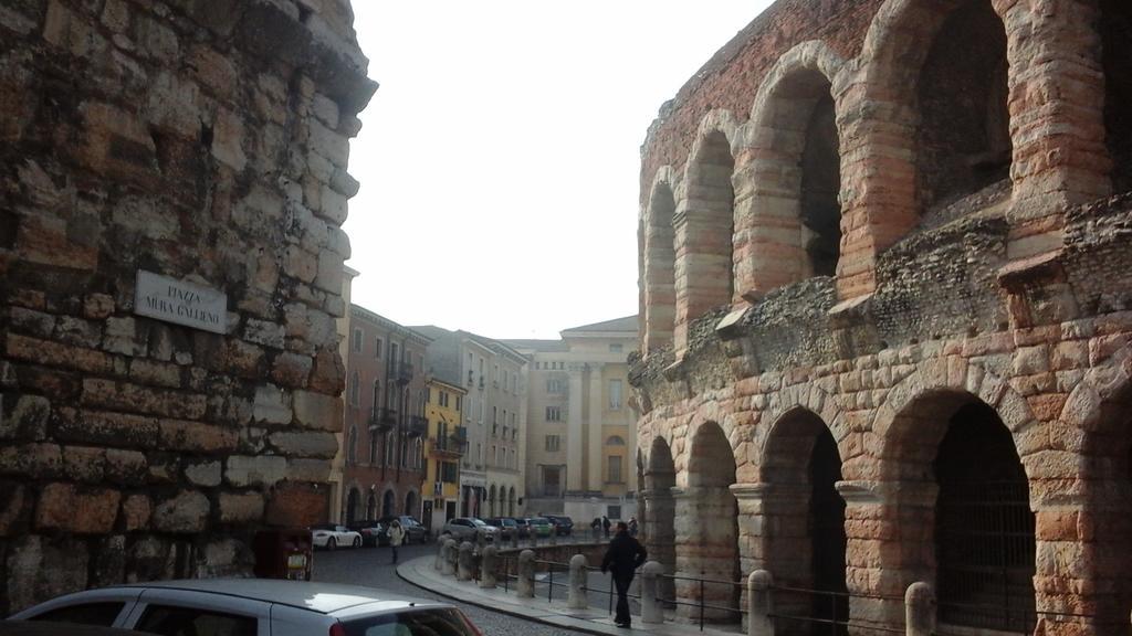 Arena Luxury Rooms Verona Exterior foto